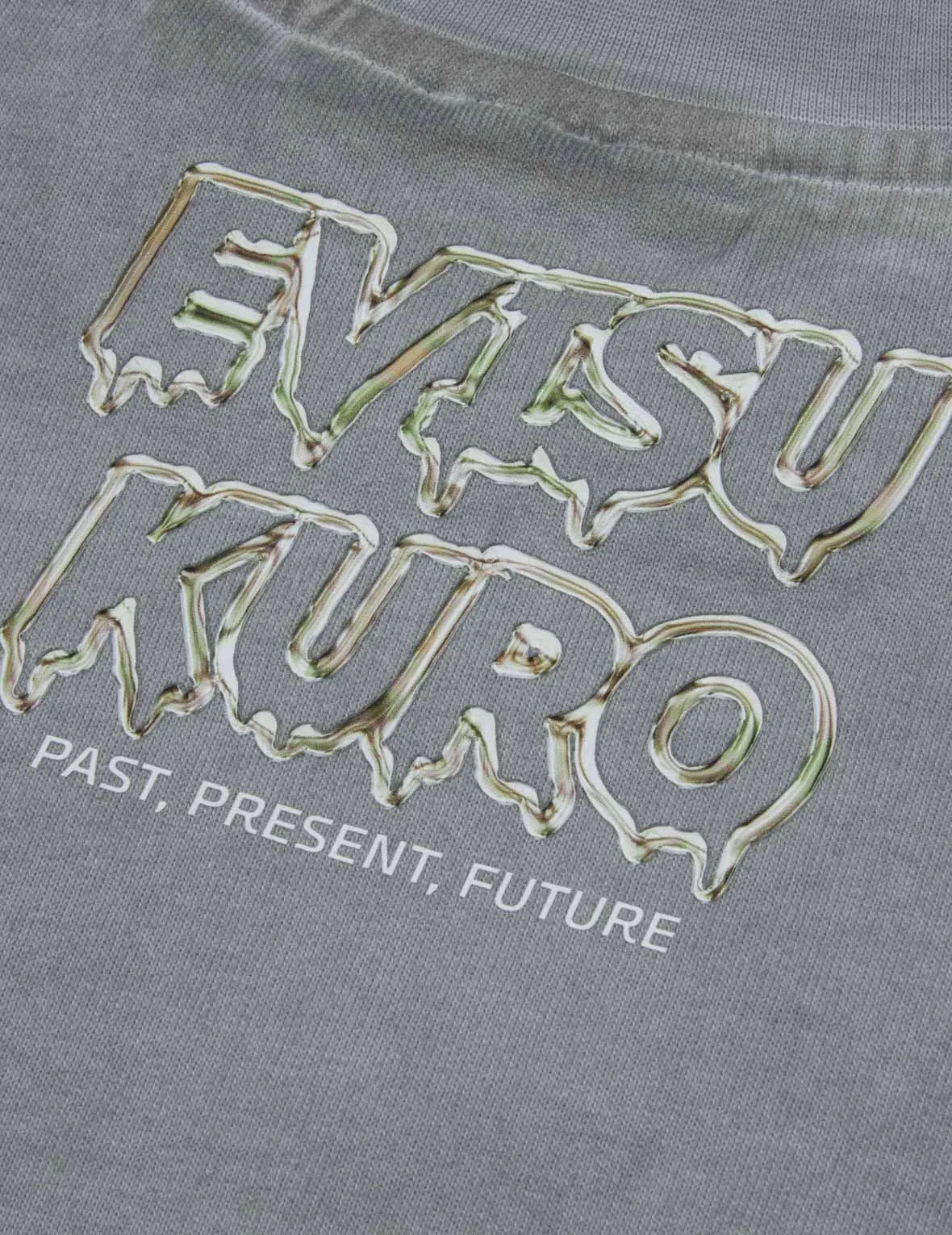 SPRING/ SUMMER COLLECTION 2025 Kamon and Melting Metallic Logo Print Loose Fit T-Shirt