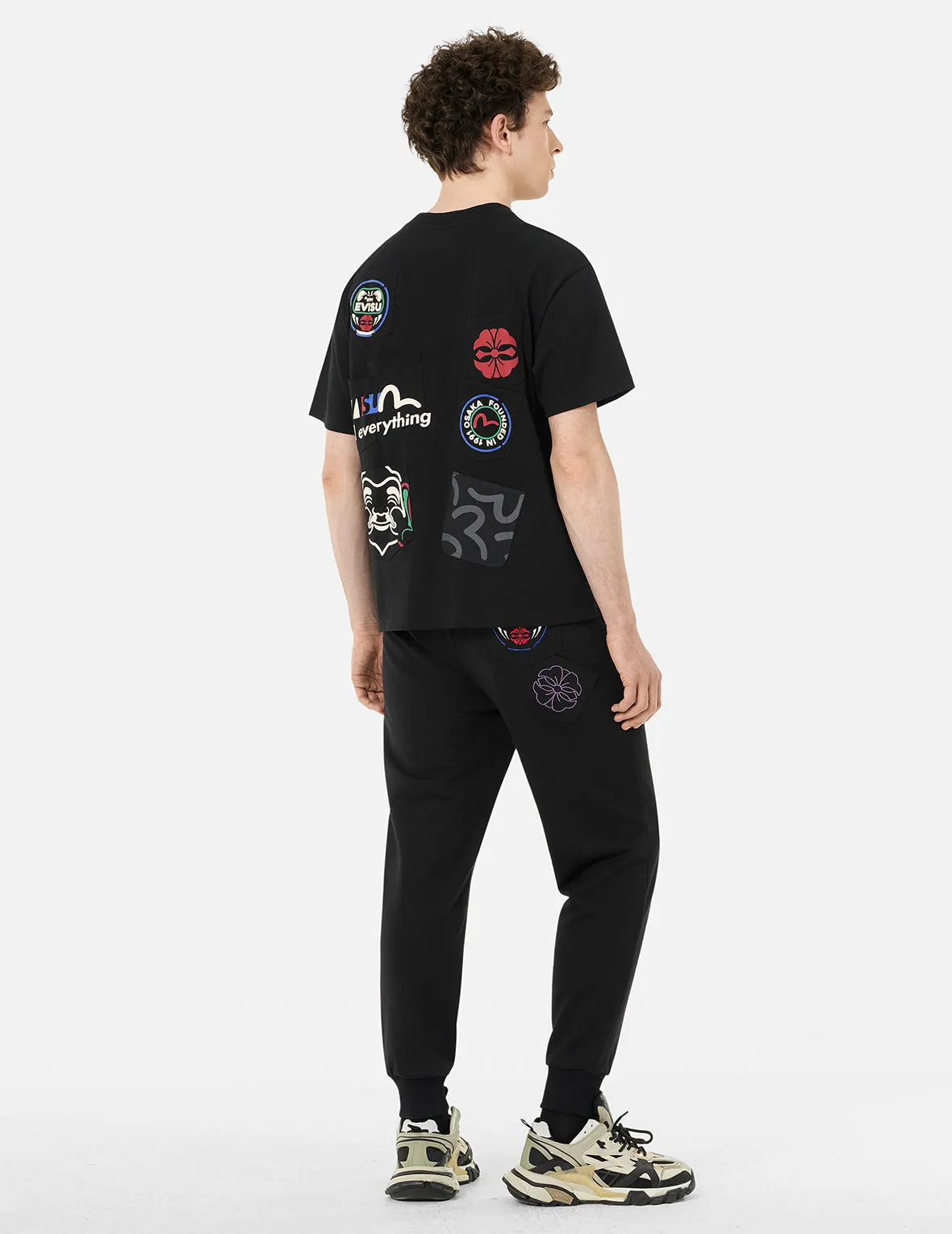 SPRING/ SUMMER COLLECTION 2025 Multi-Pocket and Multi-Print Detail Relax Fit T-Shirt
