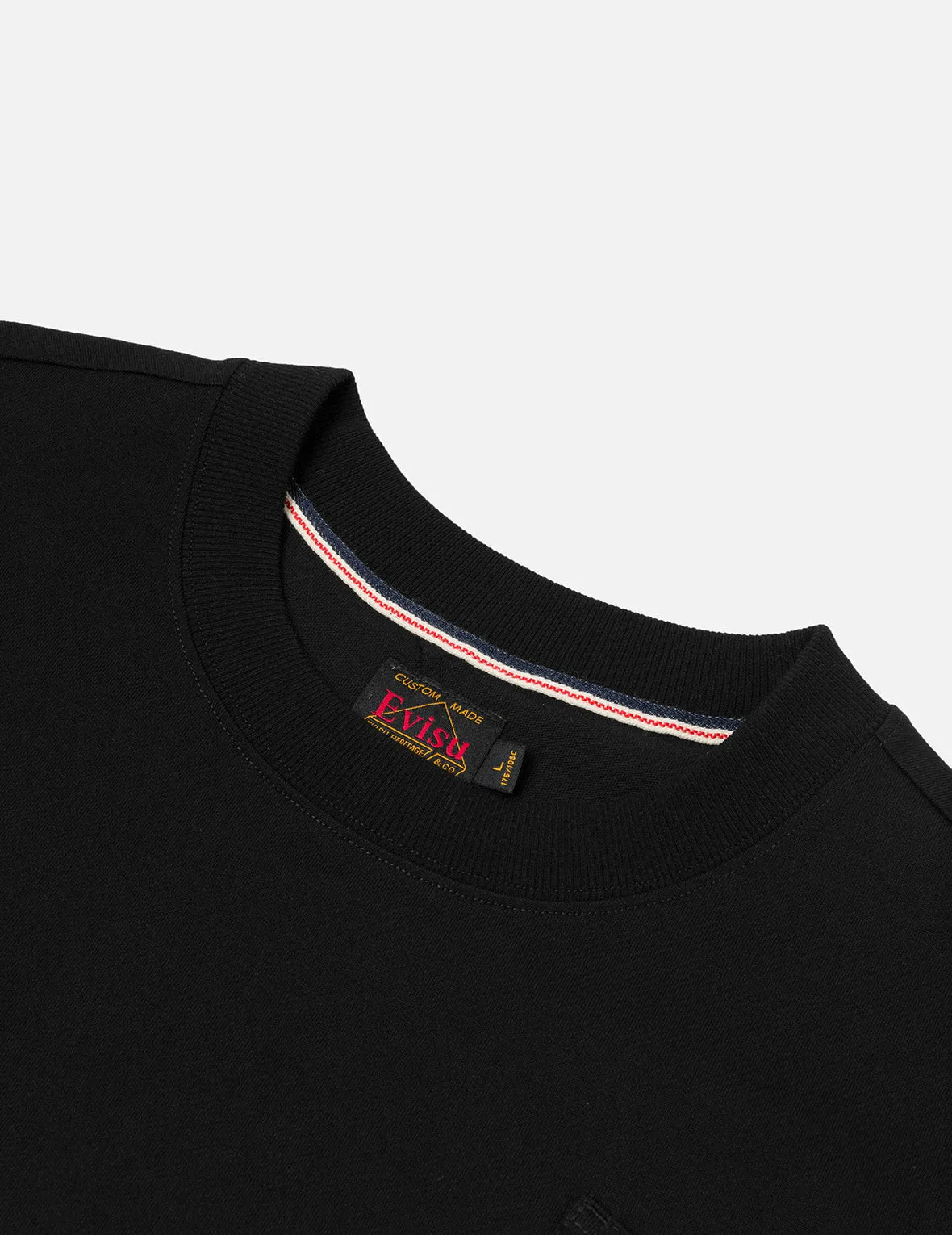 SPRING/ SUMMER COLLECTION 2025 Multi-Pocket and Multi-Print Detail Relax Fit T-Shirt