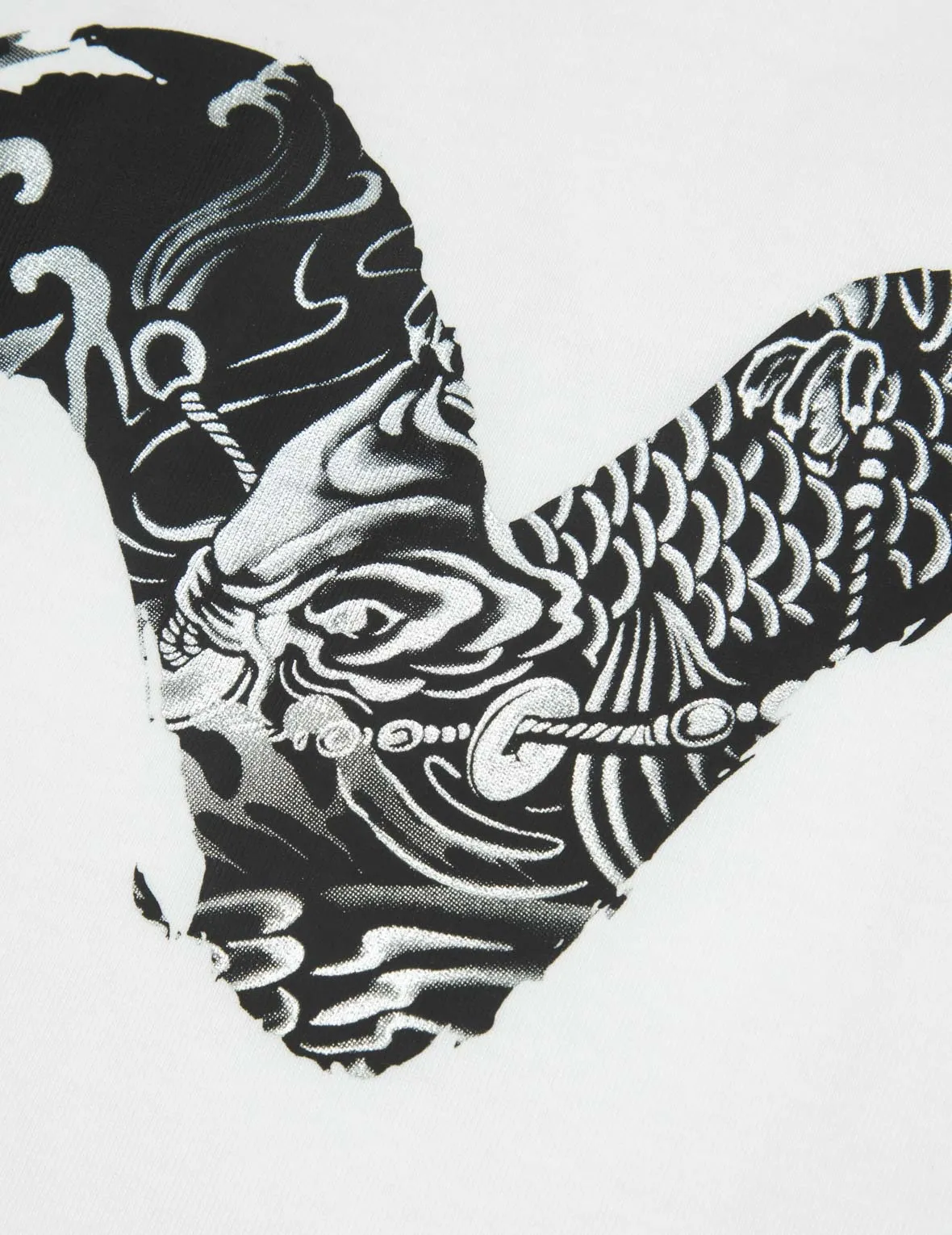 SPRING/ SUMMER COLLECTION 2025 Multi-Pocket Print and Seagull Brushstroke Daicock Print Relax Fit T-shirt